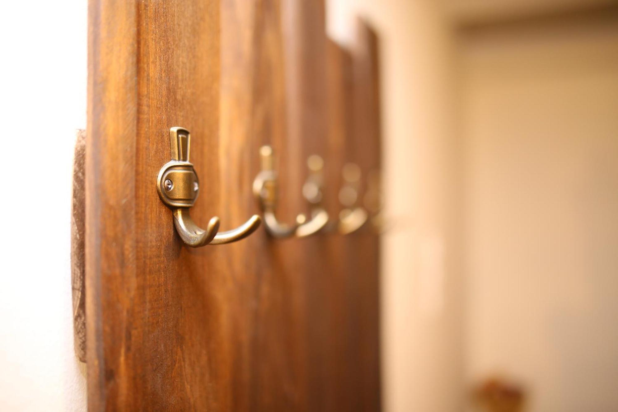 Goher Pince Es Vendeghaz Apartment Csaszartoltes Bagian luar foto